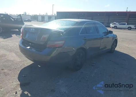 2007 Toyota Camry Le z USA, uszkodzony, nr VIN 4T1BE46K47U697360